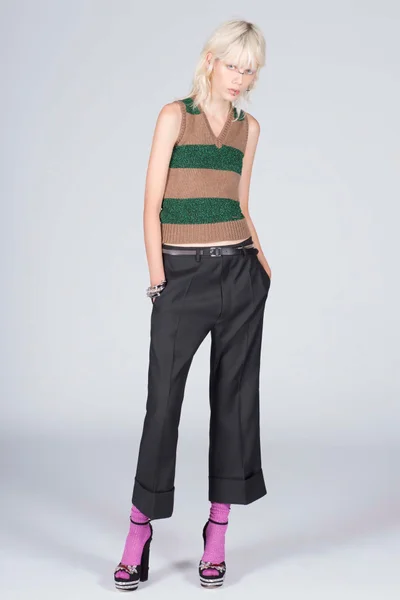 Look 2
